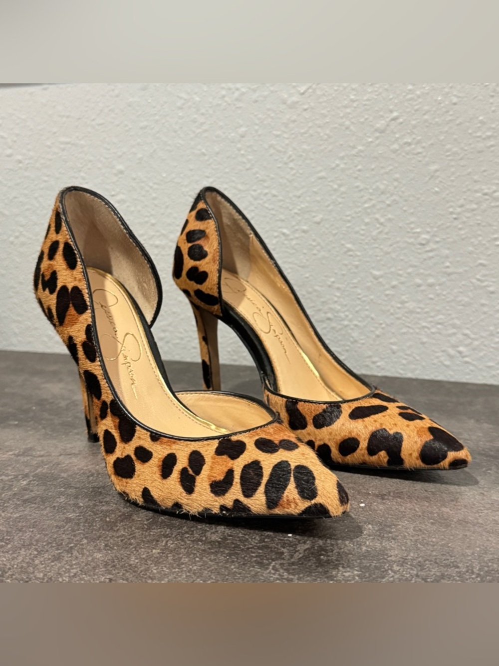 Jessica Simpson Leopard Print Cow Hair and Leather D’Orsay Pointed Toe Pumps 4M
